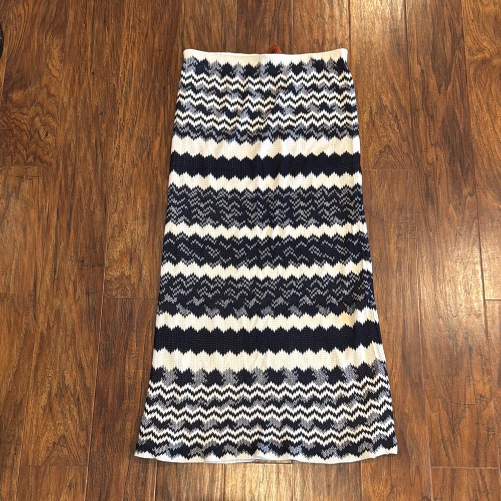 Vintage Missoni Navy and White Patterned Skirt - Italian 42